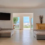 Villa Blanca