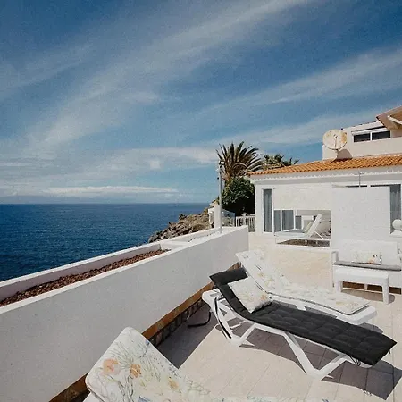 Blanca Villa *
