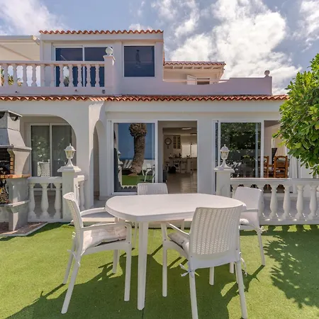 Blanca Villa