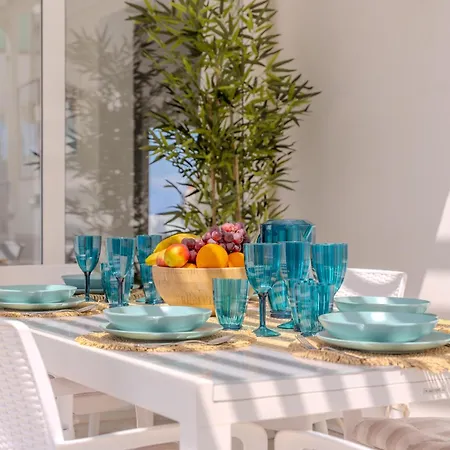 Villa Blanca *