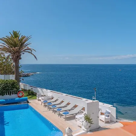 Blanca * Callao Salvaje